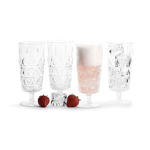 Picnic Outdoor Dinnerware Collection Champagne Glass, Set of 4