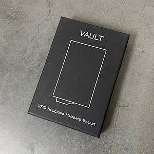 Vault - RFID Aluminum Phone Wallet Featuring Magsafe