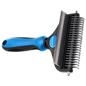 2-in-1 Grooming Brush