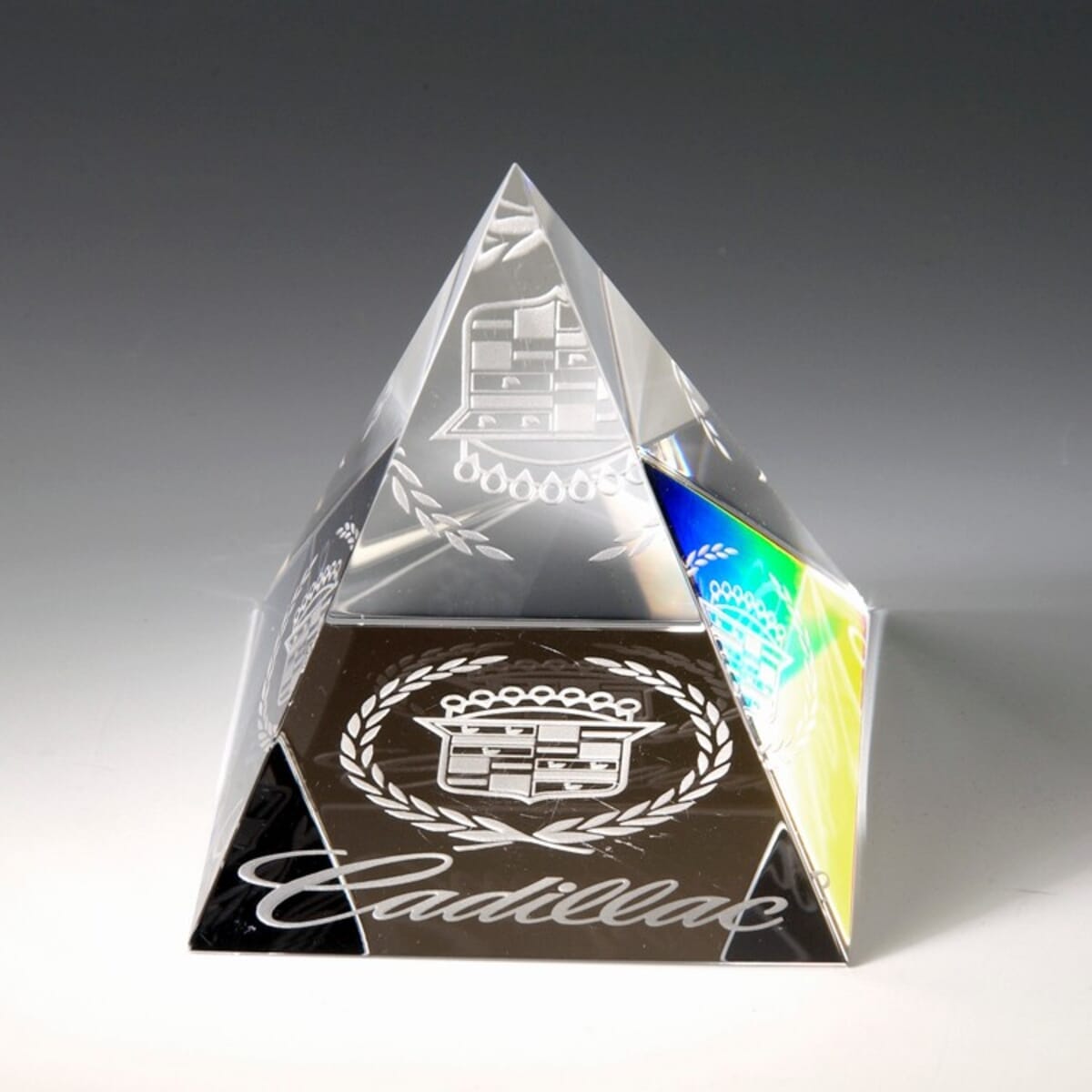 2-5/8" Pyramid Paperweight_D002AB