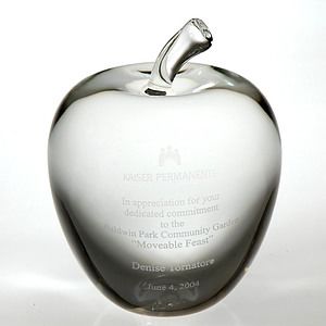 3-7/8" Smooth Apple Paperweight_D035BD