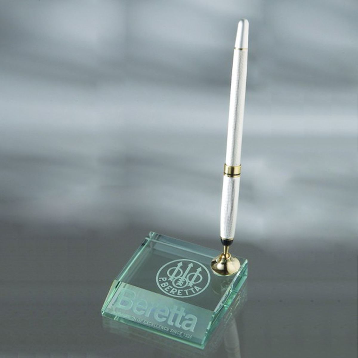 3" Desktop, Award-Jade Glass Pen Set w/ 1 Silver Ballpoint Pen_D645GA