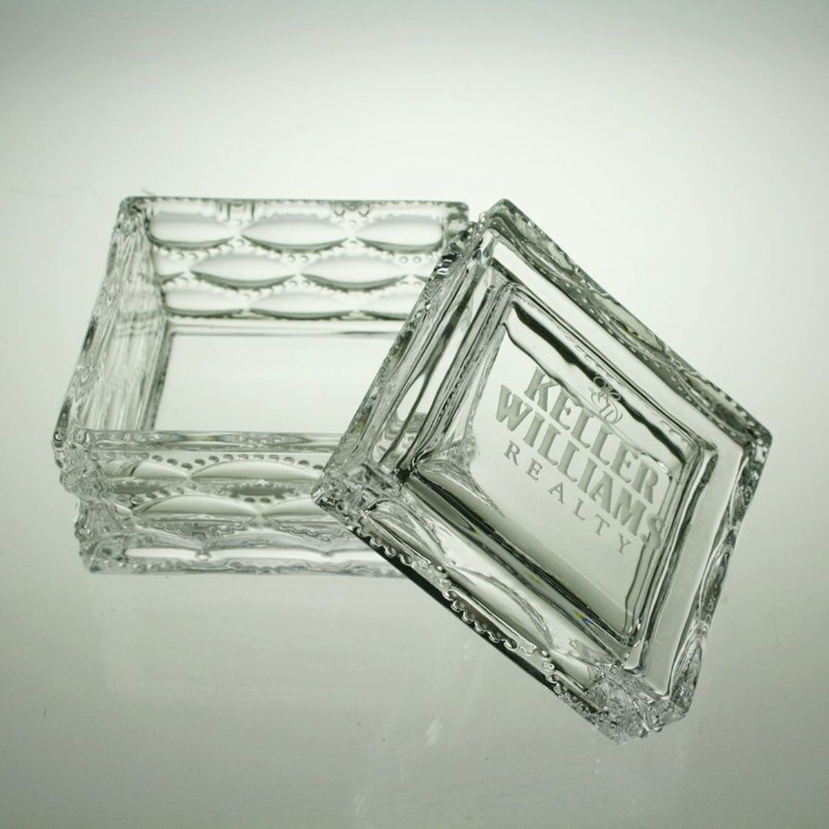 2 1/4" Award - Camellia Box