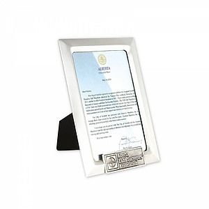 Vertical Photo Frame with Custom Emblem (4"x 6" Photo)