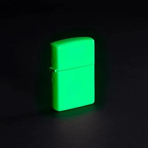 Genuine Zippo windproof lighter - Glow In The Dark