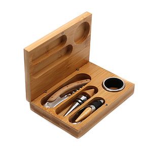 4-Pieces Bamboo Wine Tool Set