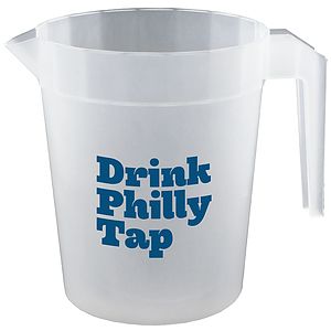 32oz Plastic Stackable Picnic Pitcher with Handle