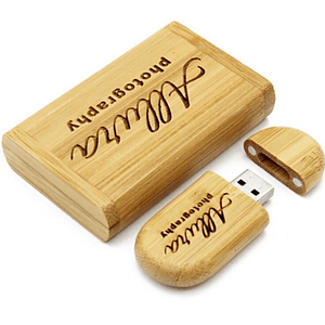 Wooden Capsule Style USB flash drive with magnetic closure