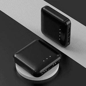10000mAh Continental Puck-shaped power bank