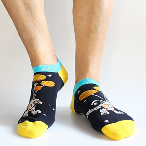 Cushioned low cut knitted athletic socks, 144 needles