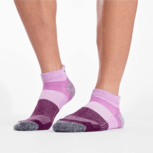 Cushioned low cut knitted athletic socks, 144 needles