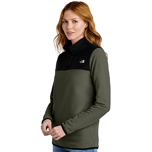 The North Face® Women's 1/4-Zip Fleece