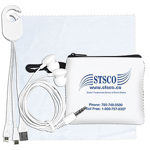 “TechMesh Hang Pro” Mobile Tech Charging Cable Kit in Mesh Zipper Pouch Components inserted into Zip