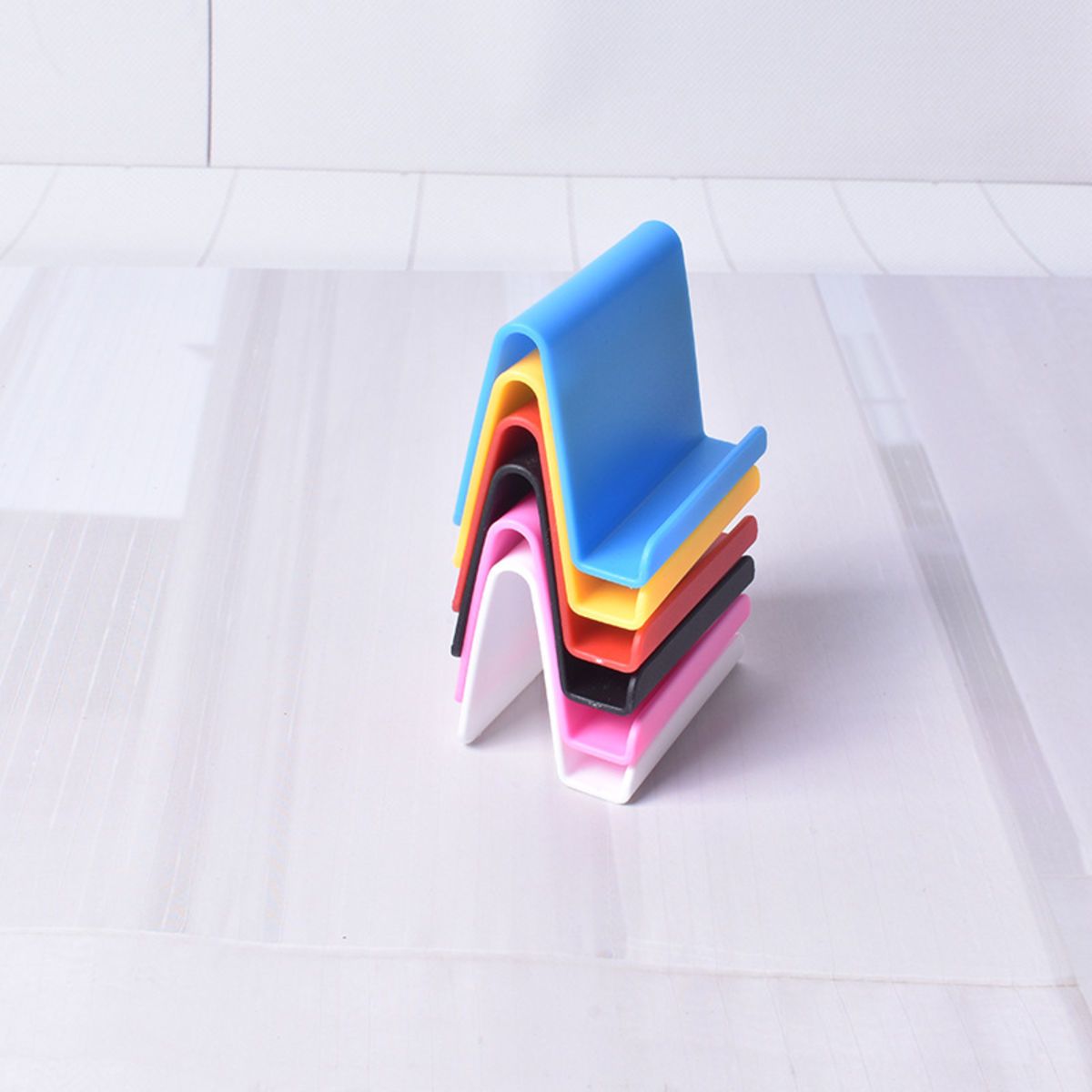 Customized Plastic Phone Holder
