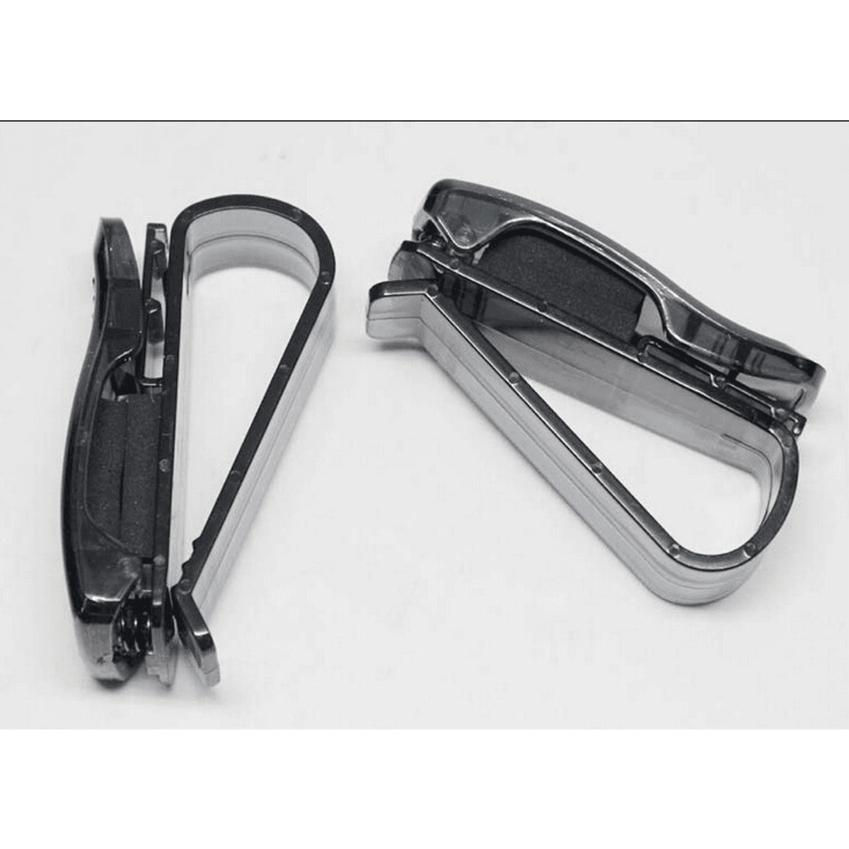 Creative car glasses clip