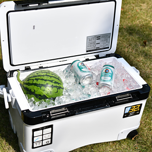 34-Quart Wheeled Vehicle-mounted Cooler