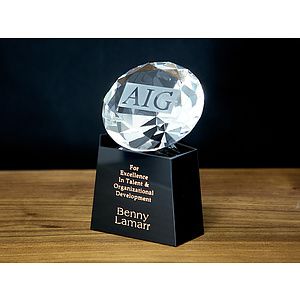 6" Crystal Faceted Diamond Award w/Black Base