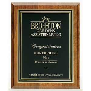 Walnut B-Cove Plaque w/Brass Plate