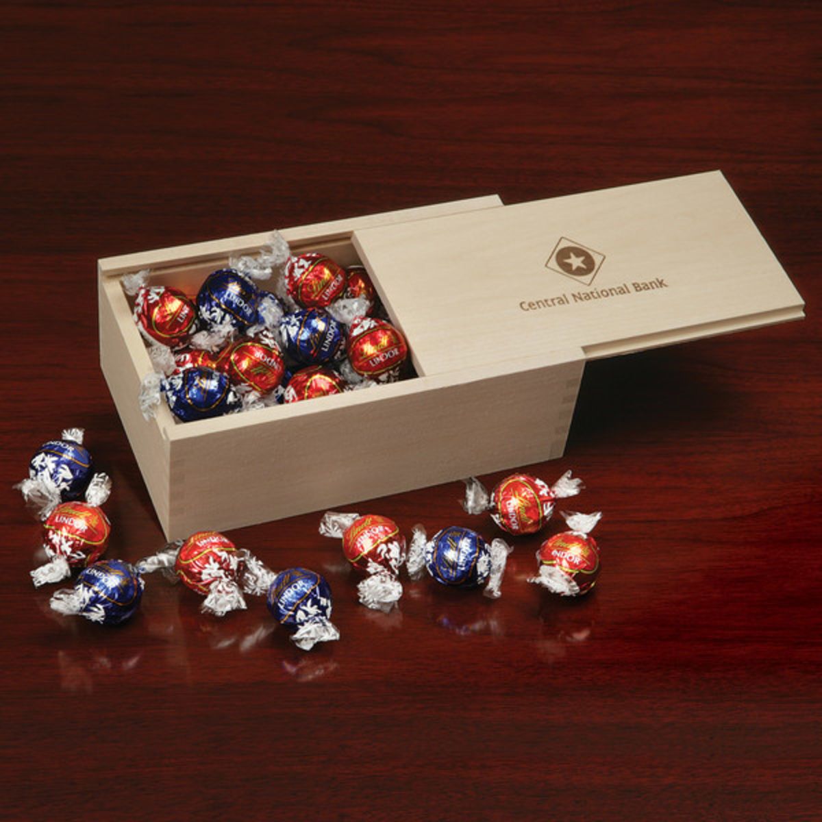 Lindtlindor chocolate truffles in wooden collector's box Corporate