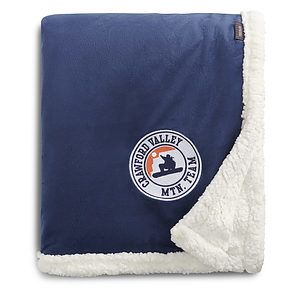 Field  Co. Cambridge Oversized Sherpa Blanket