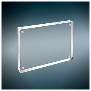 Clear Magnetic Acrylic Rectangle (5 x 7)