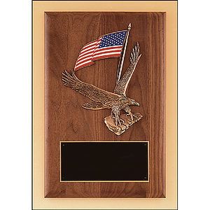 Walnut Plaque with Eagle Casting (14 x 20)