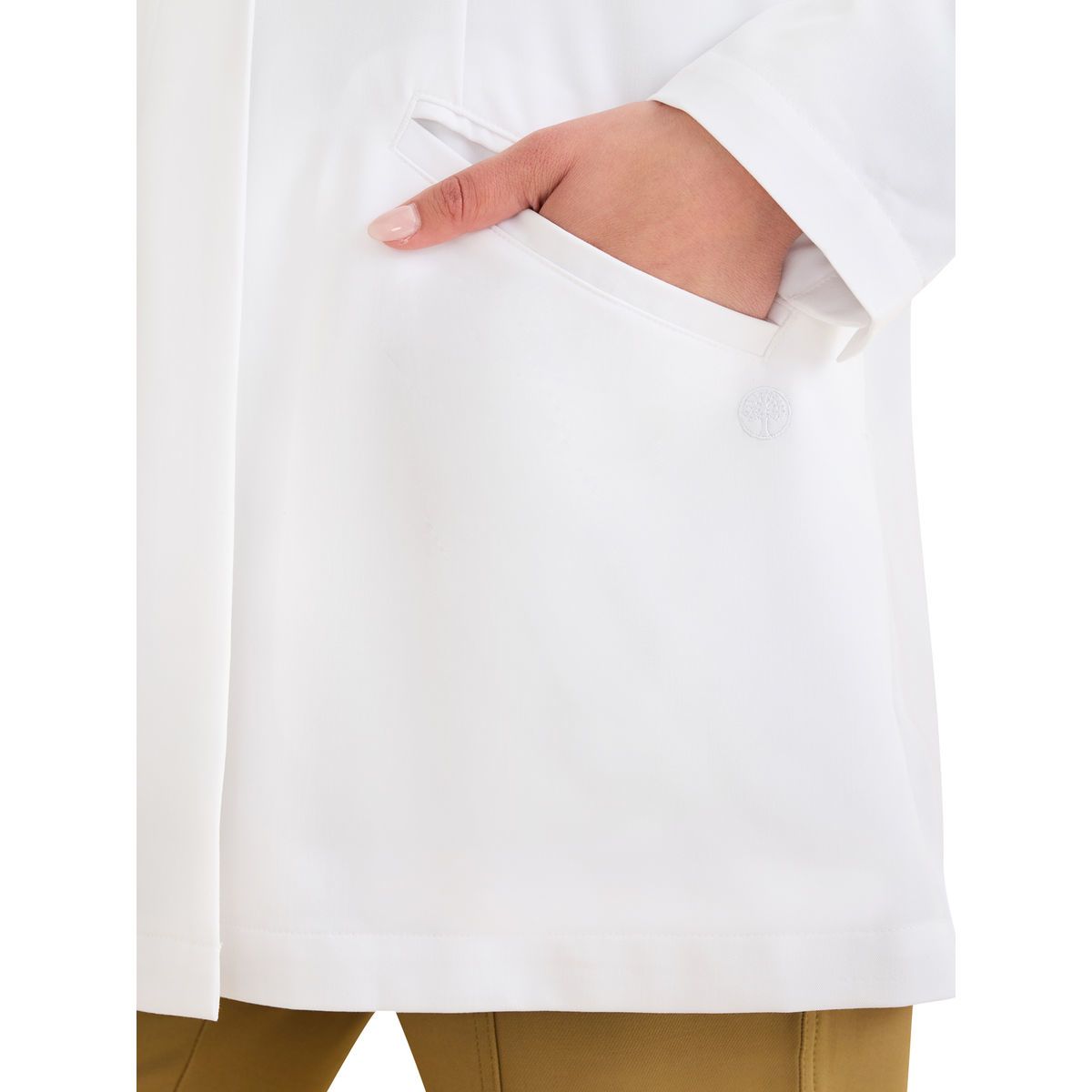 Healing Hands - The White Coat - Women's 4-Pocket 31" Fable Lab Coat