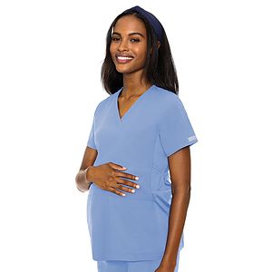 Med Couture - Activate - Women's 2-Pocket Maternity V-Neck Top