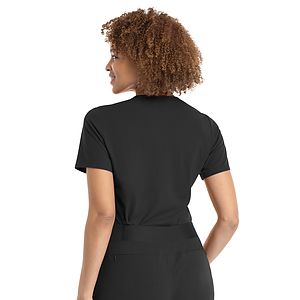 Maevn - Focus - Women's Three-Pocket V-Neck Tuck In Top