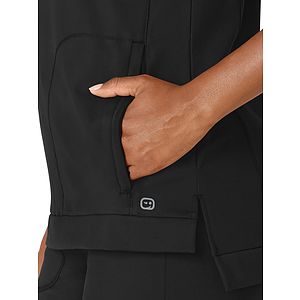 Wink - Renew - Women's Two-Pocket Flex-n-Reach Crew Neck Top