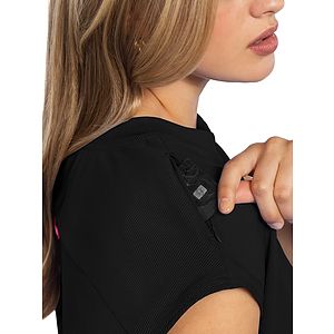 Med Couture - AMP - Women's 2-Pocket Tuckable Top