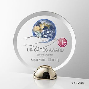 Discus Hemisphere VividPrint™ Award