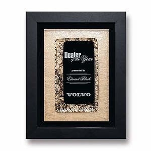 Cachet Plaque