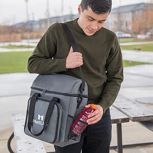 Valdivian All-in-One Picnic Bag
