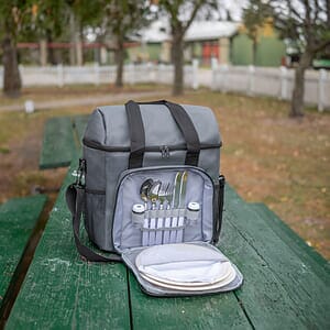 Valdivian All-in-One Picnic Bag
