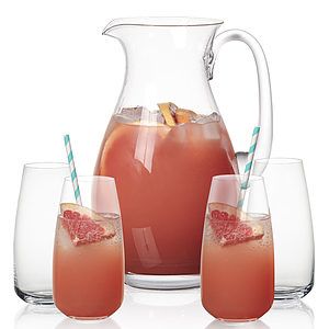 St Tropez Pitcher & Hogarth Beverage