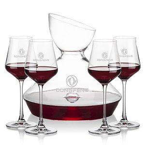 Woodbury Carafe & Bretton Wine