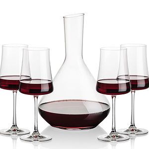 Terrassa Carafe & Dakota Wine