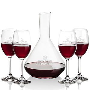 Terrassa Carafe & Naples Wine