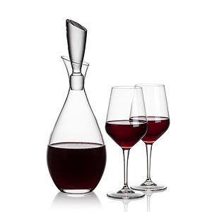 Juliette Decanter & Germain Wine