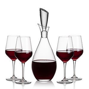 Juliette Decanter & Germain Wine