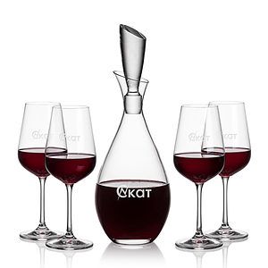 Juliette Decanter & Laurent Wine