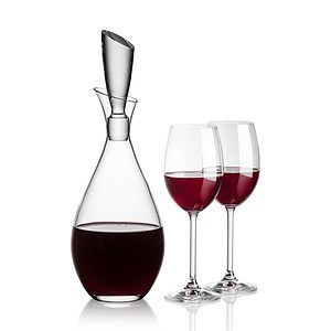 Juliette Decanter & Naples Wine