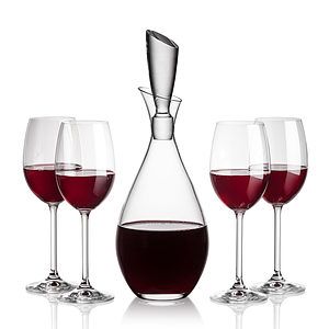 Juliette Decanter & Naples Wine