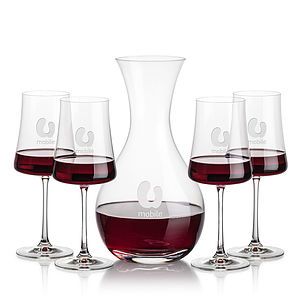 Adelita Carafe & Dakota Wine
