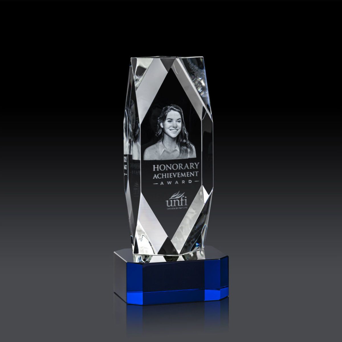 Delta 3D Award on Base - Blue