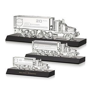 Crystal 18 Wheeler on Base - Black