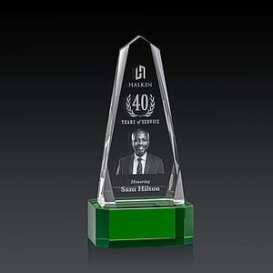 Geneva 3D Award on Base - Green