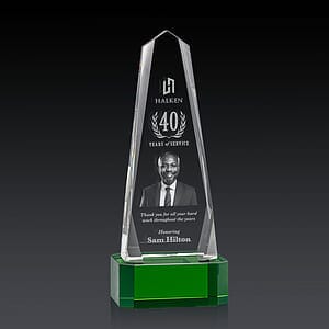 Geneva 3D Award on Base - Green