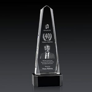 Geneva 3D Award on Base - Black